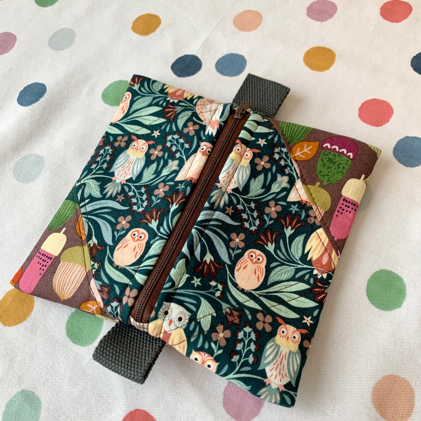 Zipper pouch with owls and acorns